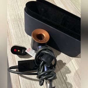 dyson supersonic hair dryer case included!!